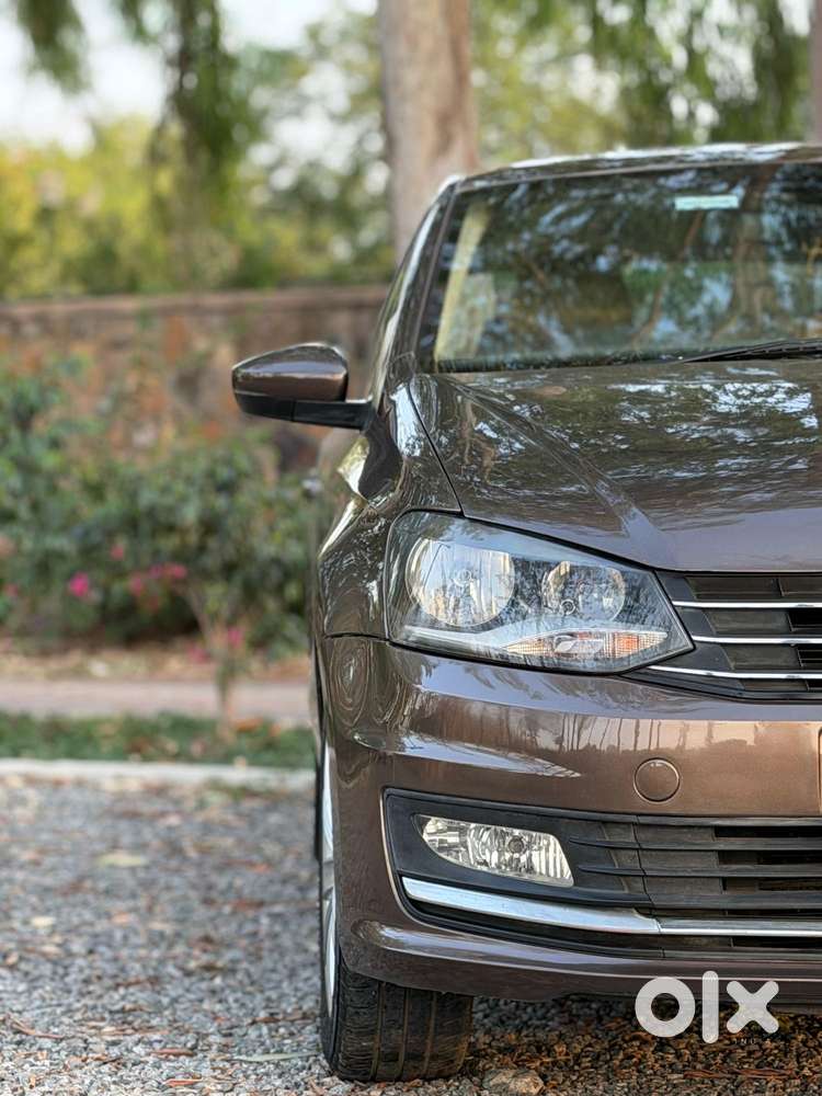 Volkswagen Vento 1.2 Tsi Highline Plus At, 2016, Petrol
