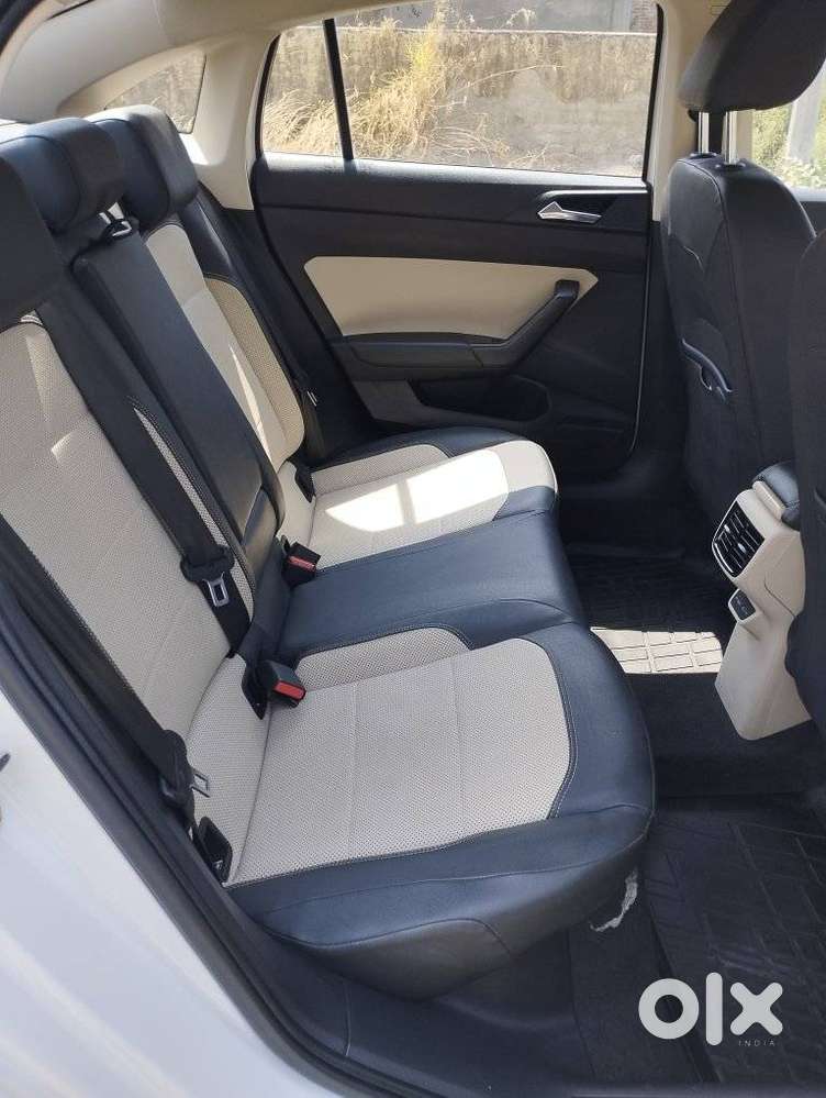 Skoda Slavia 1.0 Tsi Style At, 2023, Petrol