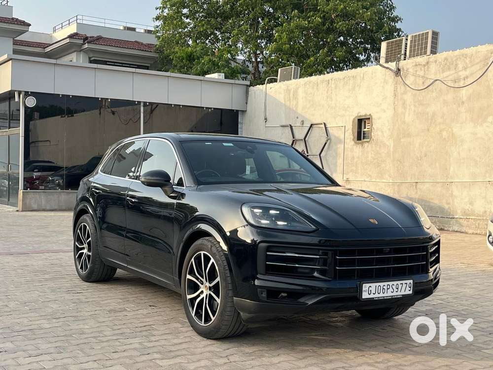 Porsche Cayenne Platinum Edition, 2023, Petrol