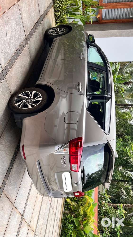 Toyota Innova Crysta 2022 Diesel Manual