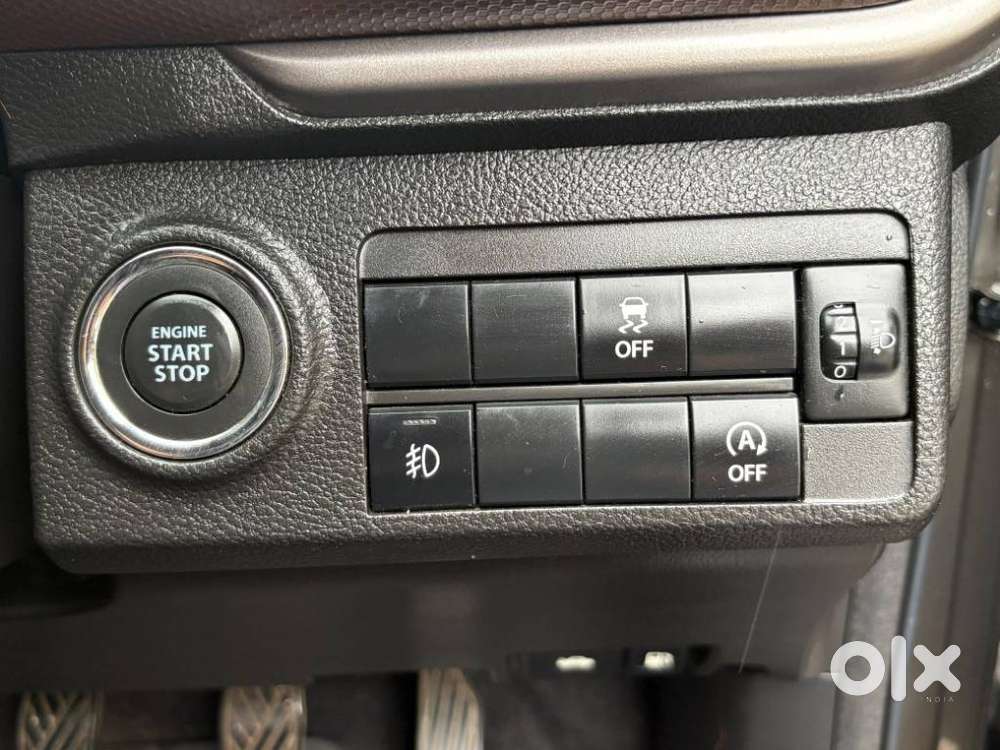 Maruti Suzuki Brezza 1.5 Zxi At Smart Hybrid, 2022, Petrol