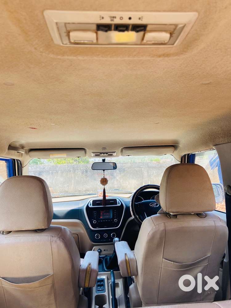 Mahindra Tuv 300 T8