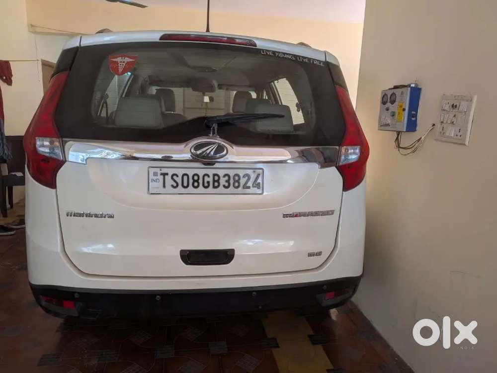 Mahindra Marazzo 2018 Diesel 99000 Km Driven