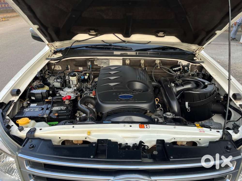 Ford Endeavour 2014-2015 3.0l 4x4 At, 2014, Diesel