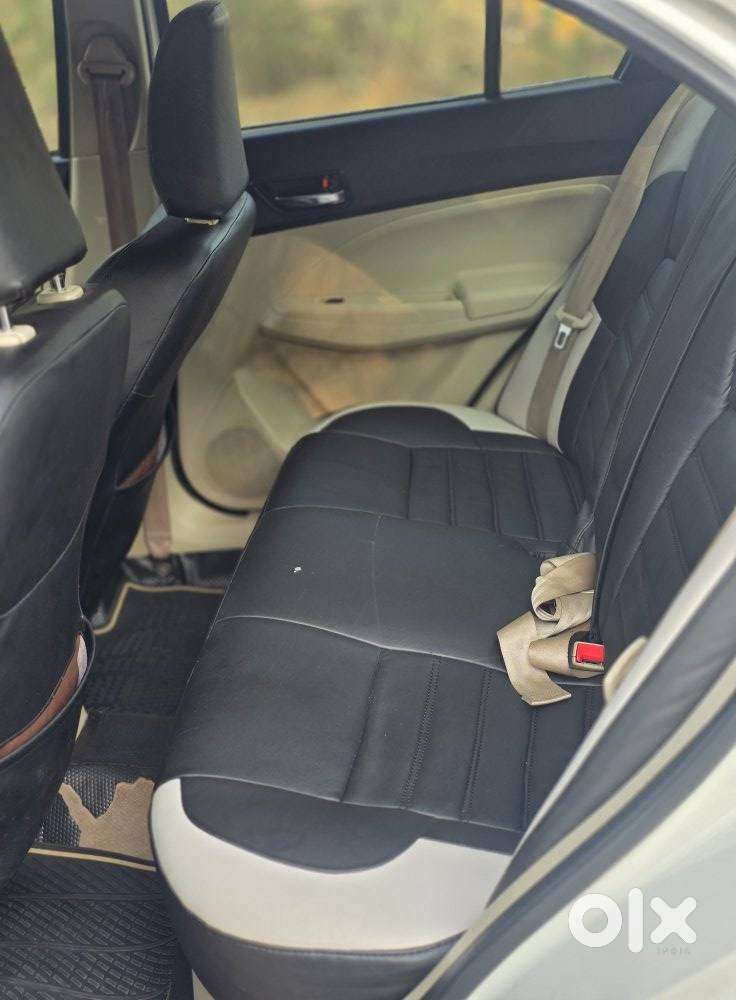 Maruti Suzuki Swift Dzire Vxi Optional, 2018, Petrol