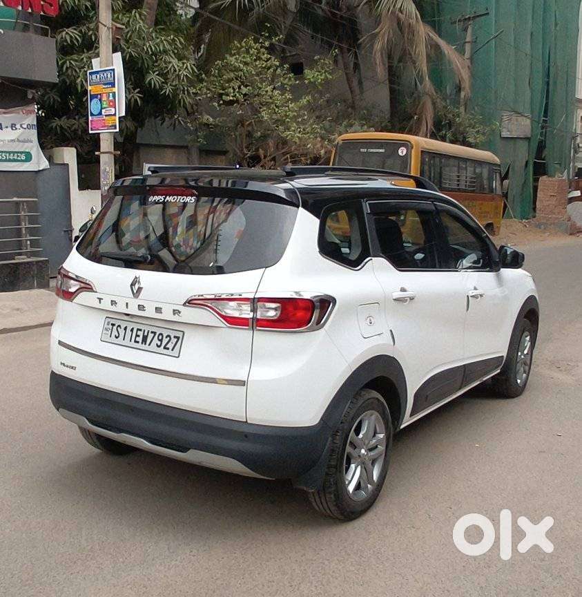 Renault Triber Rxz, 2022, Petrol