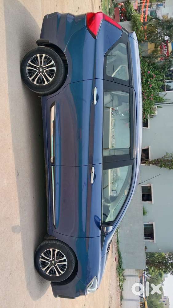 Maruti Suzuki Ertiga 2022-2023 Zxi, 2023, Cng & Hybrids
