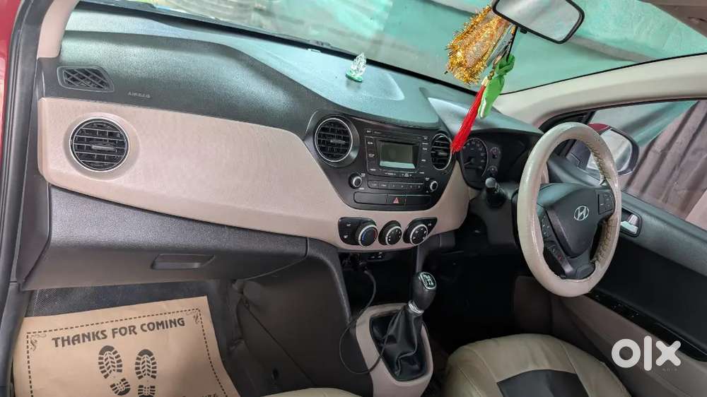 Hyundai Grand I10 Sportz 2016 Petrol