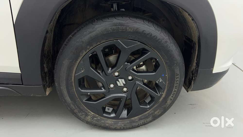 Maruti Suzuki Fronx Delta Plus 1.2l Mt, 2024, Petrol