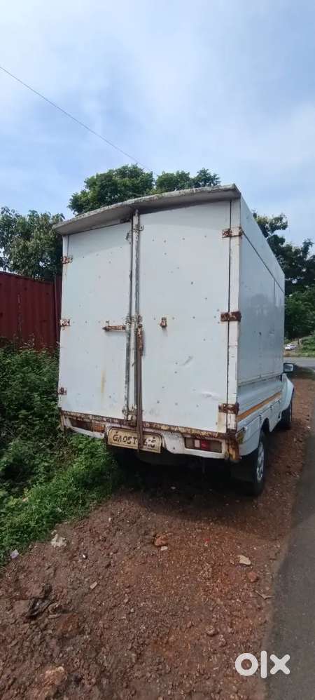 Excellent Good Conditions, Power Steering, Diesel, White, Single Cabin