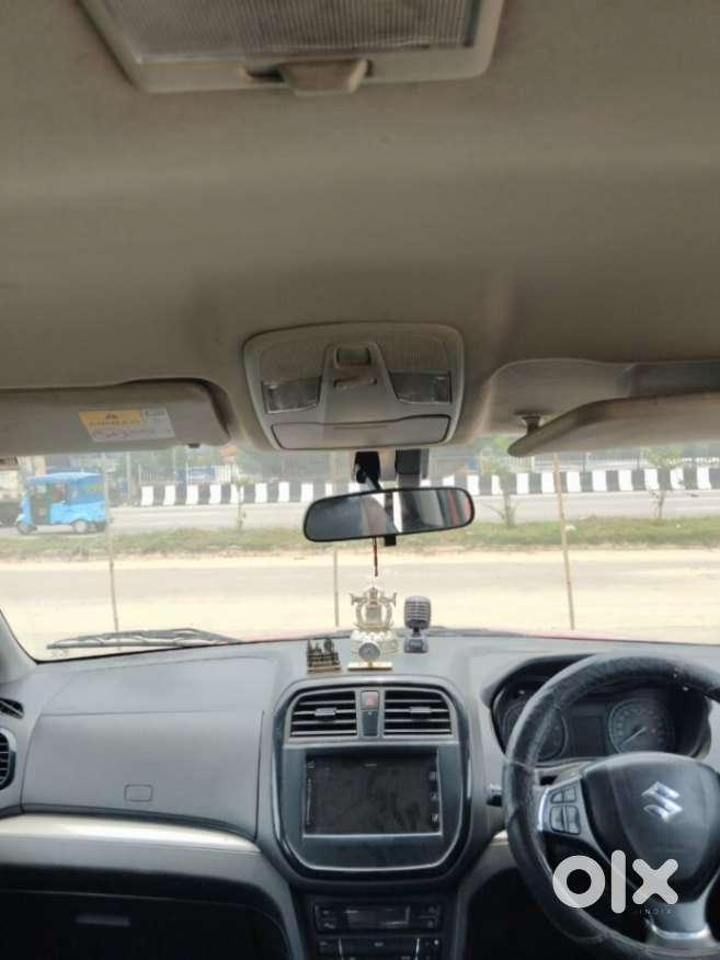 Maruti Suzuki Vitara Brezza Zdi Plus, 2017, Diesel