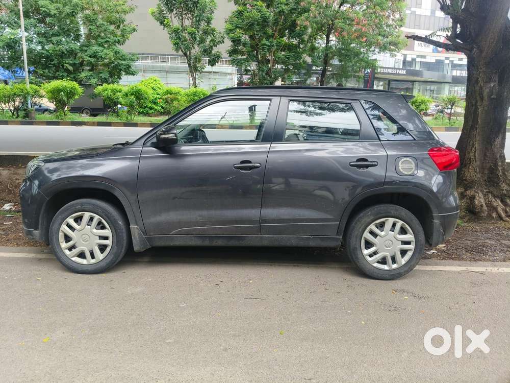 Maruti Suzuki Brezza 1.5 Vxi Smart Hybrid, 2021, Petrol