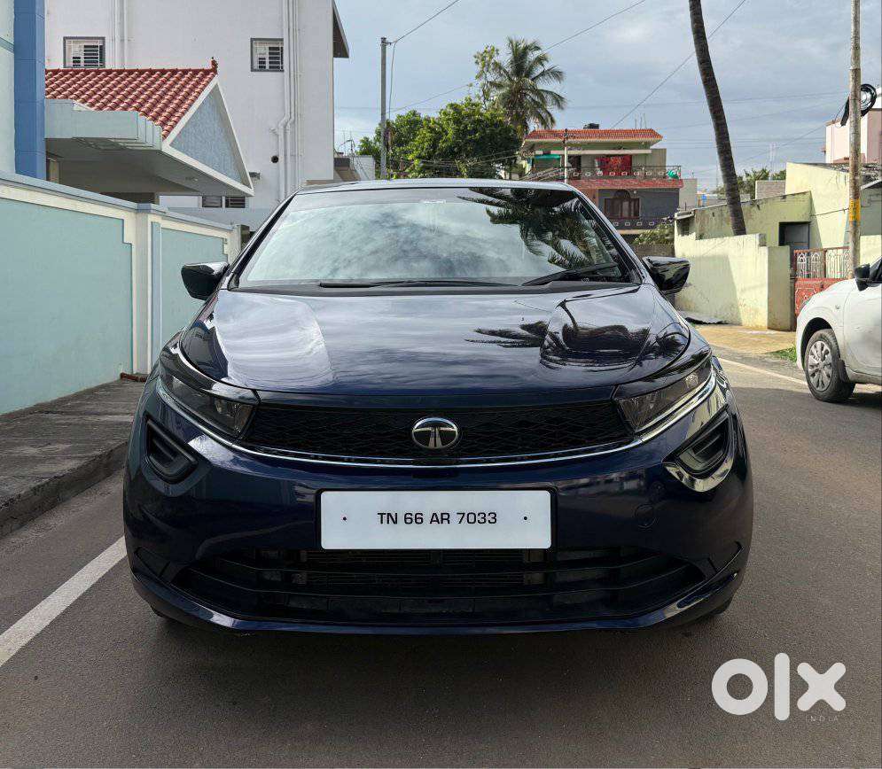 Tata Altroz 1.2 Xm, 2024, Petrol