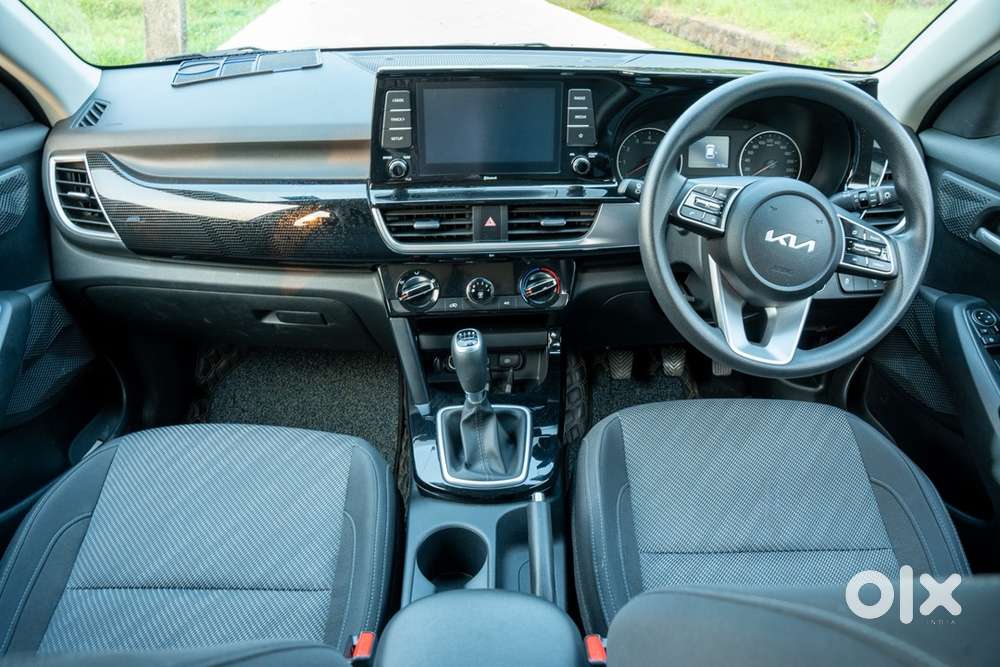 Kia Seltos 2022 Petrol 7000 Km Driven