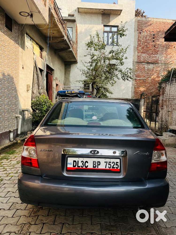 Hyundai Accent 2012 Cng & Hybrids 92000 Km Driven