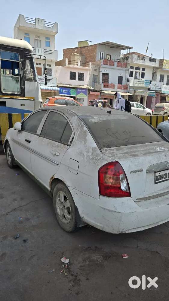 Hyundai Verna 2011 Half Self Start For Sale