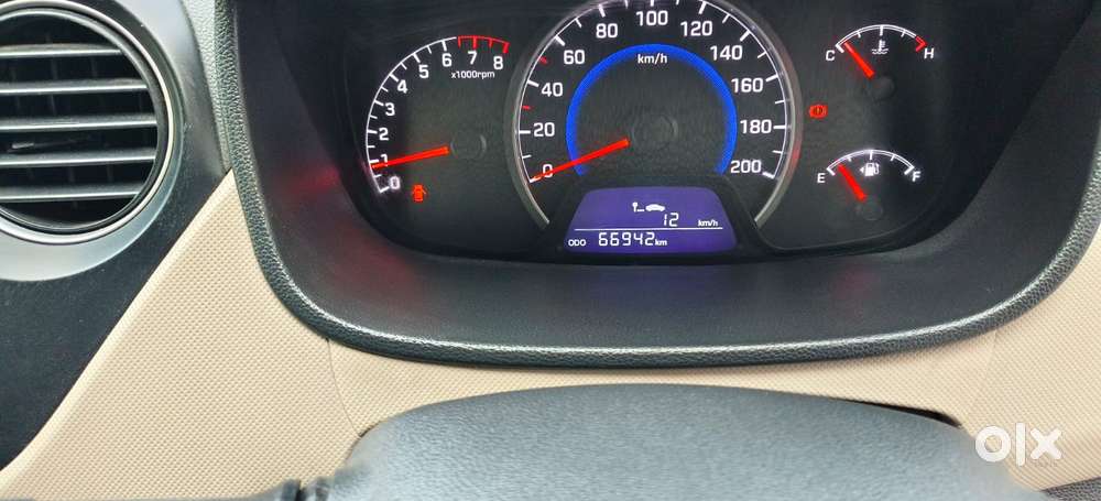 Hyundai Grand I10 2013-2016 Sportz, 2016, Petrol