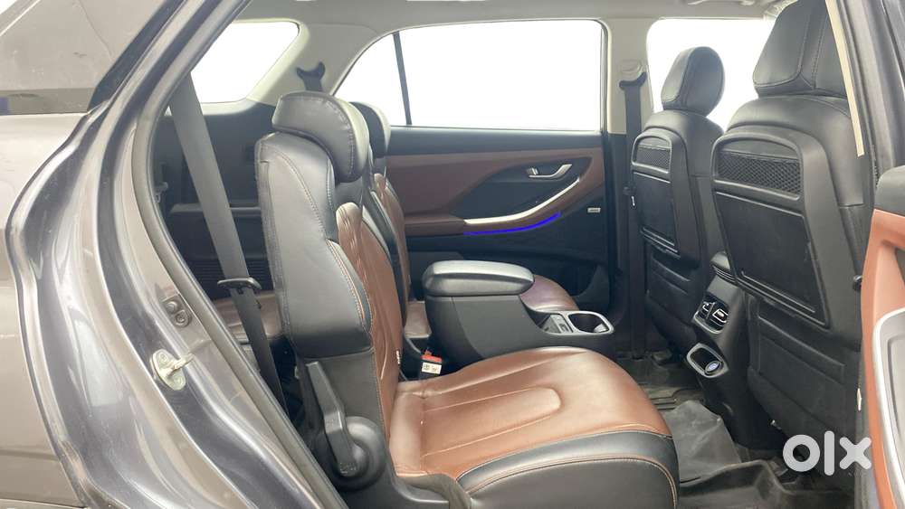 Hyundai Alcazar 2.0 Signature (o) Petrol At 6 Str, 2021, Petrol