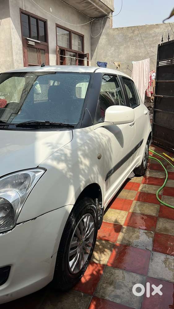 Swift 2011 Maruti Lxi