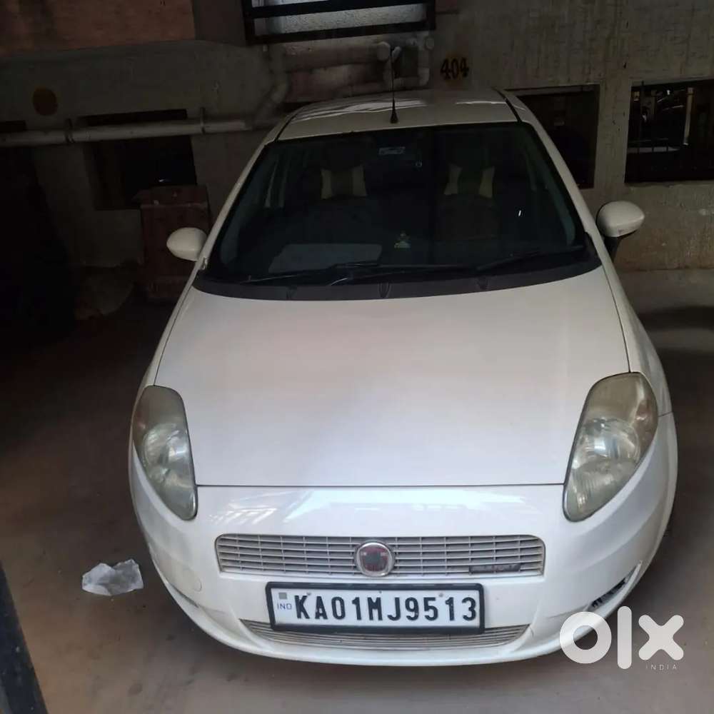 Top End Fiat Punto Emotion Diesel (2013)- Showroom Maintained!
