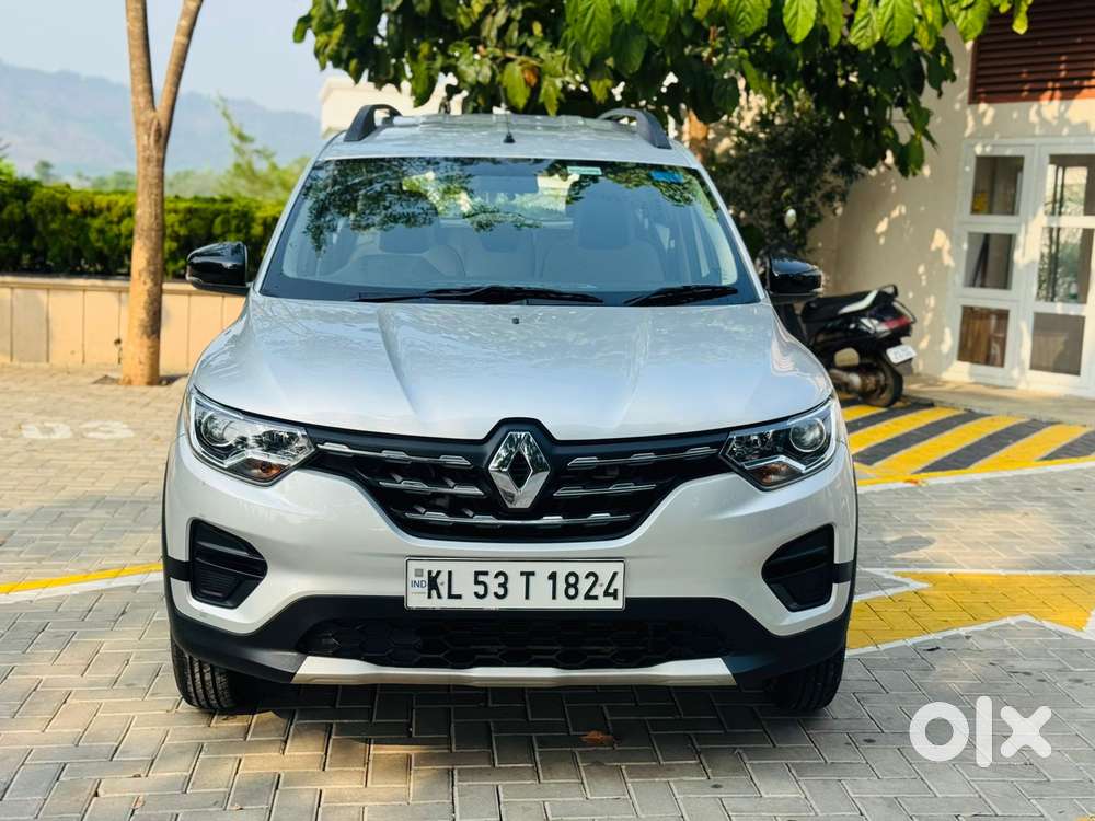 Renault Triber Rxt, 2022, Petrol