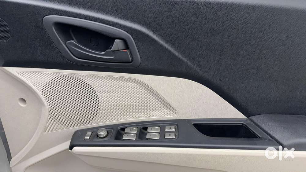 Mahindra Xuv300 W4, 2019, Petrol