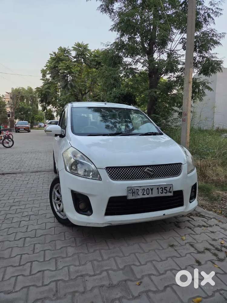 Maruti Suzuki Ertiga 2012 Diesel 1lack 4000 Km Driven