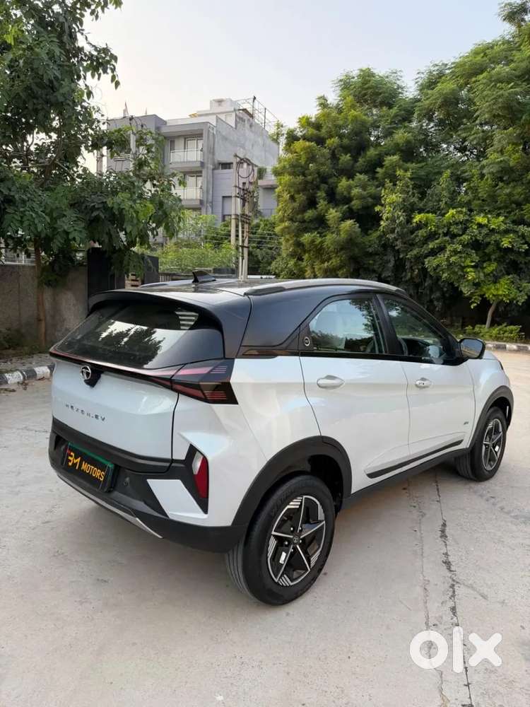 Tata Nexon Ev Empowered Plus Lr, 2023, Electric