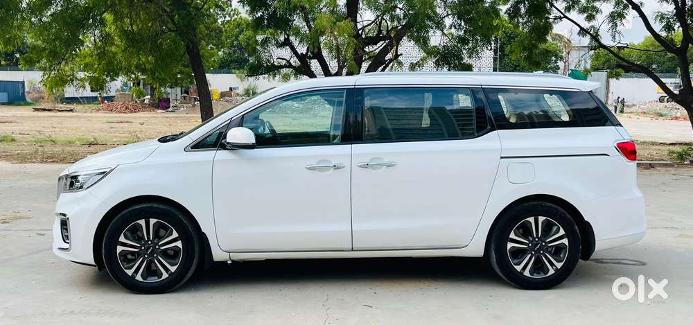 Kia Carnival Limousine Plus 7 Str, 2023, Diesel