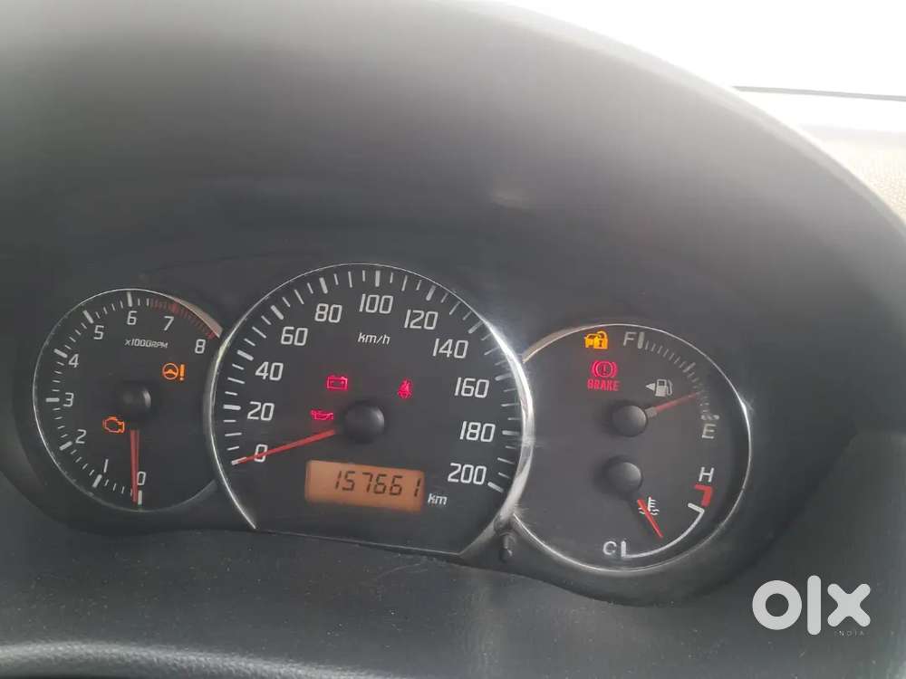 Maruthi Suzuki Swift Dzire (2010)
