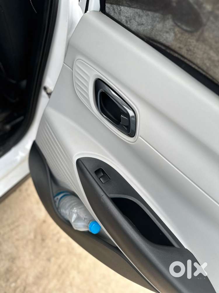 Hyundai I20 Petrol Spotz, 2024, Petrol
