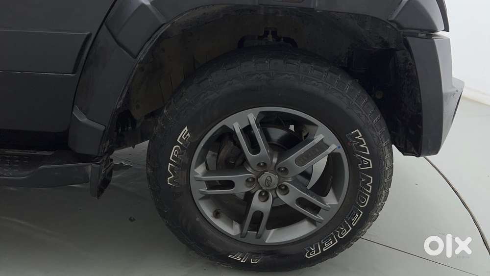 Mahindra Thar 2.0 Lx Hard Top Petrol At 4 Rwd, 2022, Petrol