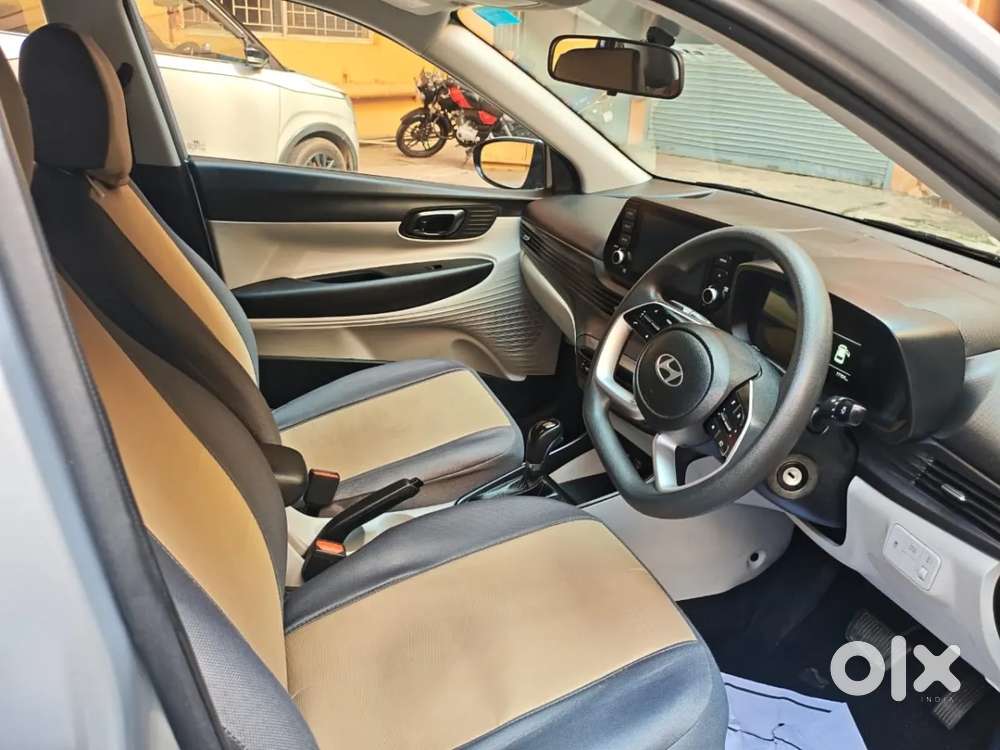 Hyundai I20 Sportz 1.2 Ivt, 2023, Petrol