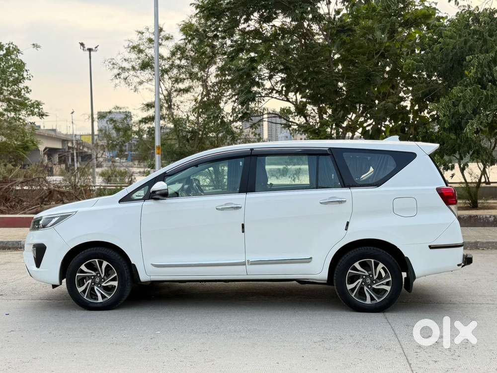 Toyota Innova Crysta 2.4 V 7 Str, 2022, Diesel