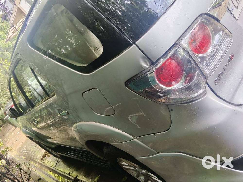 Toyota Fortuner 4x2 Manual, 2013, Diesel