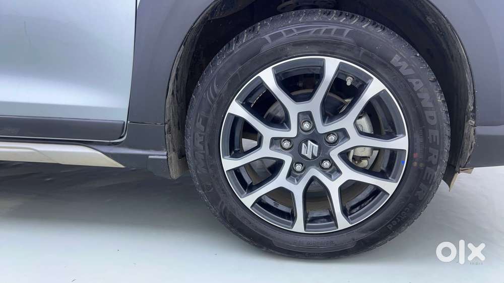 Maruti Suzuki Xl6 1.5 Alpha Plus Mt, 2025, Petrol