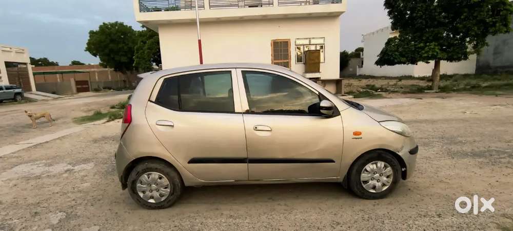 Hyundai i10 Sportz 2009 time khatm ho gya hai running condition hai