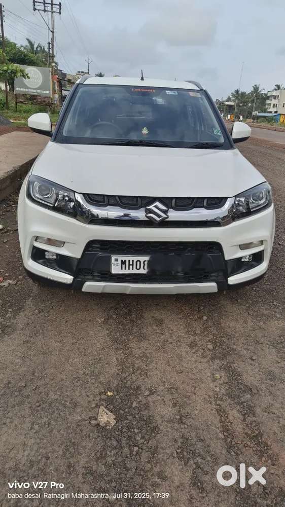 Maruti Suzuki Brezza 2018 New Tyre