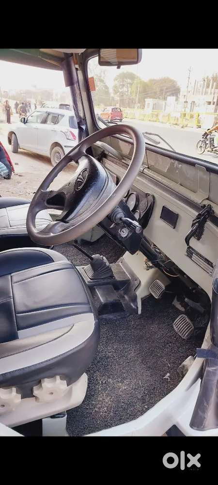 Mahindra Jeep
