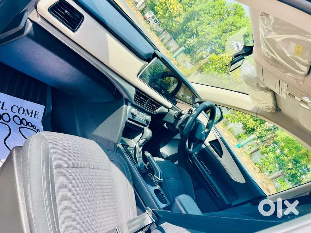 Mahindra Xuv700 2.2 Ax 5 Diesel At 7 Str, 2023, Diesel
