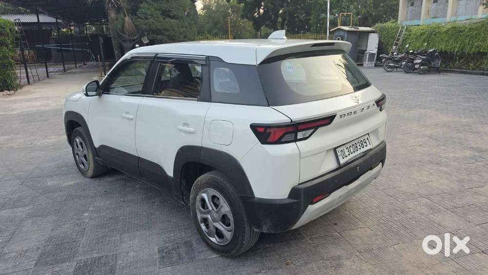 Maruti Suzuki Brezza 1.5 Lxi Cng, 2024, Cng & Hybrids