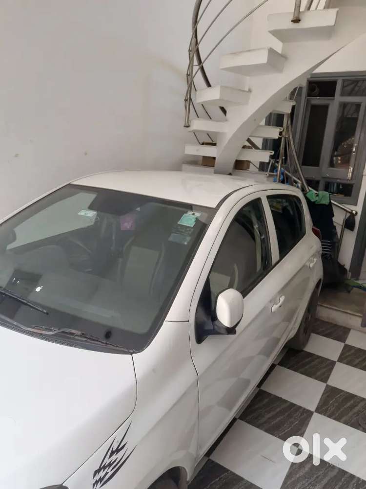 I20 Sportz Top Model In Very Good Condition