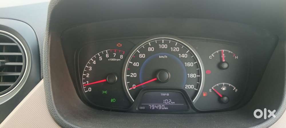 Hyundai Grand I10 2013-2016 Sportz, 2014, Petrol