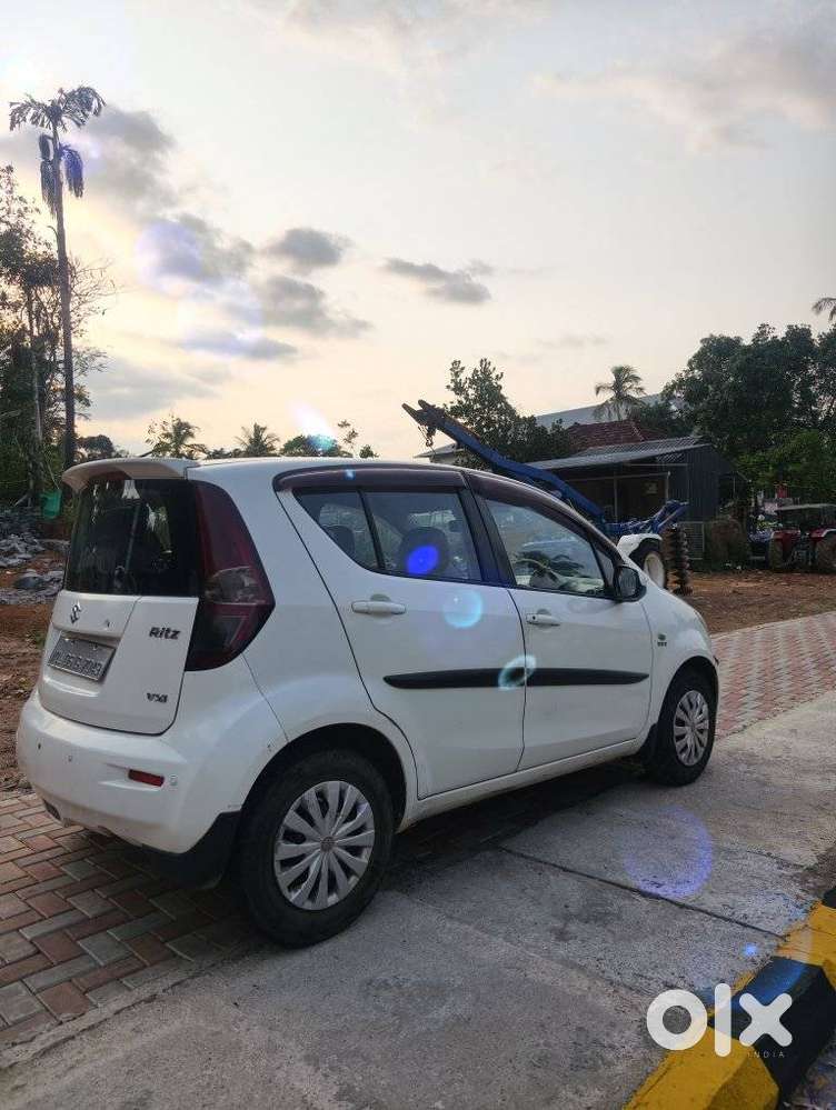 Maruti Suzuki Ritz, 2014, Petrol