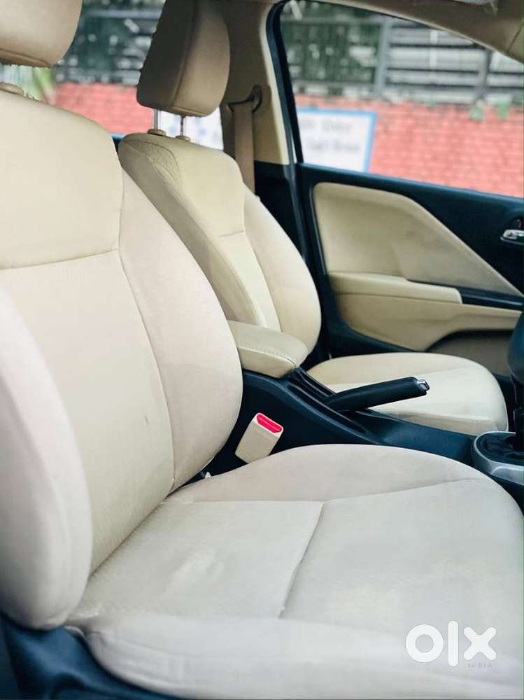 Honda City 1.5 V 4th Gen I-vtec Mt, 2022, Petrol