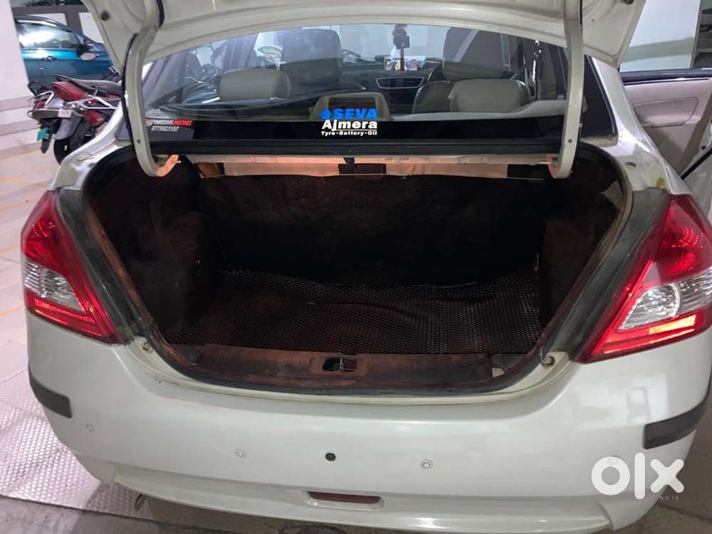 Maruti Suzuki Dzire 2013 Diesel 111257 Km Driven