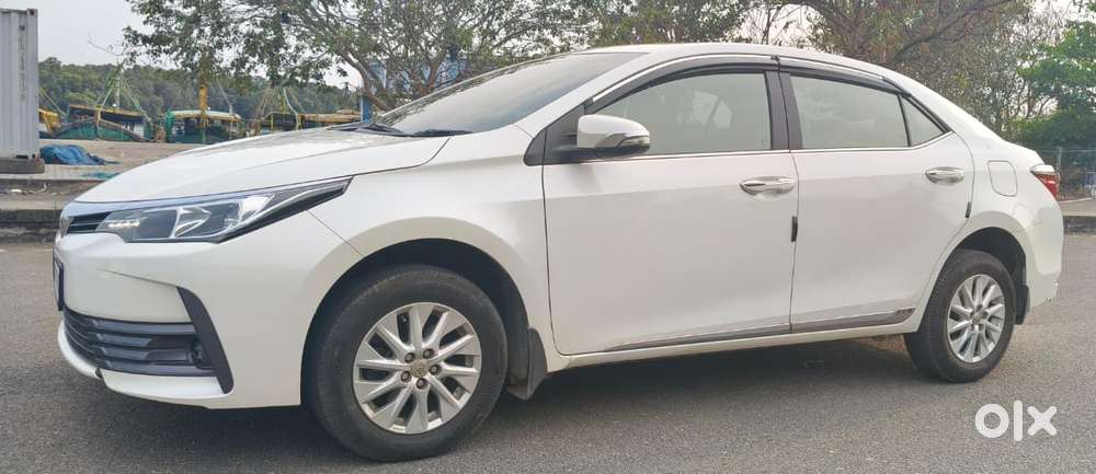 Toyota Corolla Altis 2013-2017 G At, 2017, Petrol