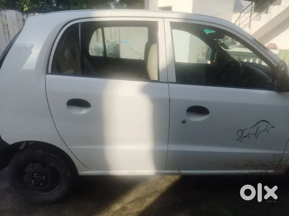 New Car With First Owner New Service Well Condition