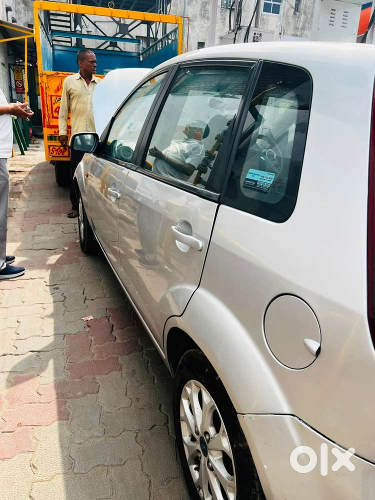 Ford Figo Petrol 2013