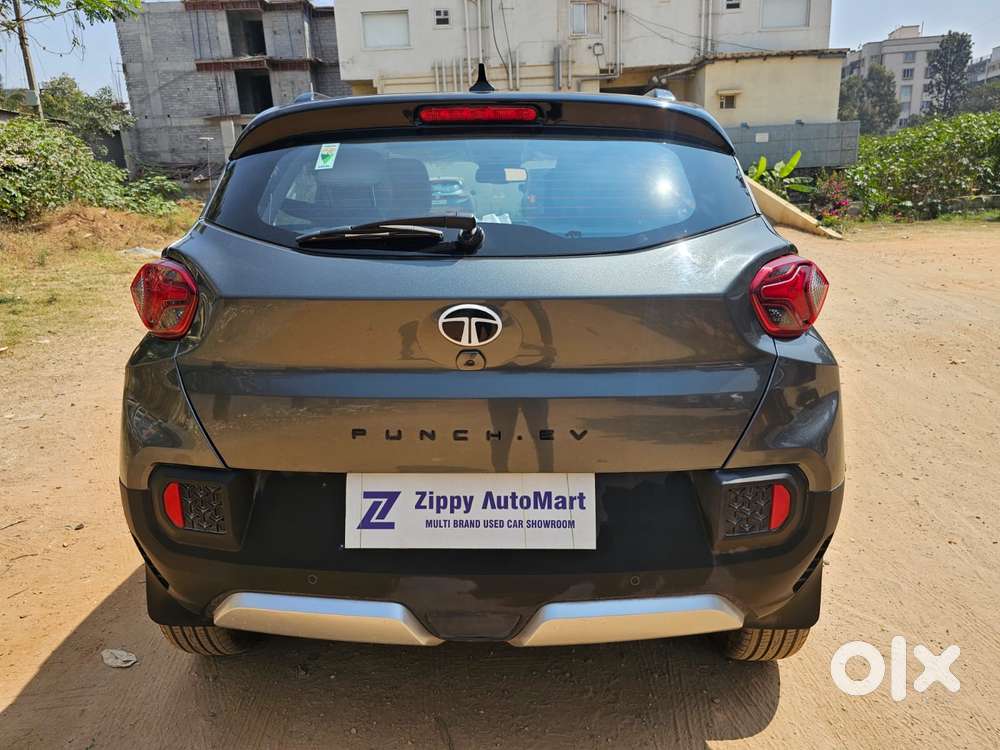 Tata Punch Ev Empowered Plus Lr, 2025, Electric